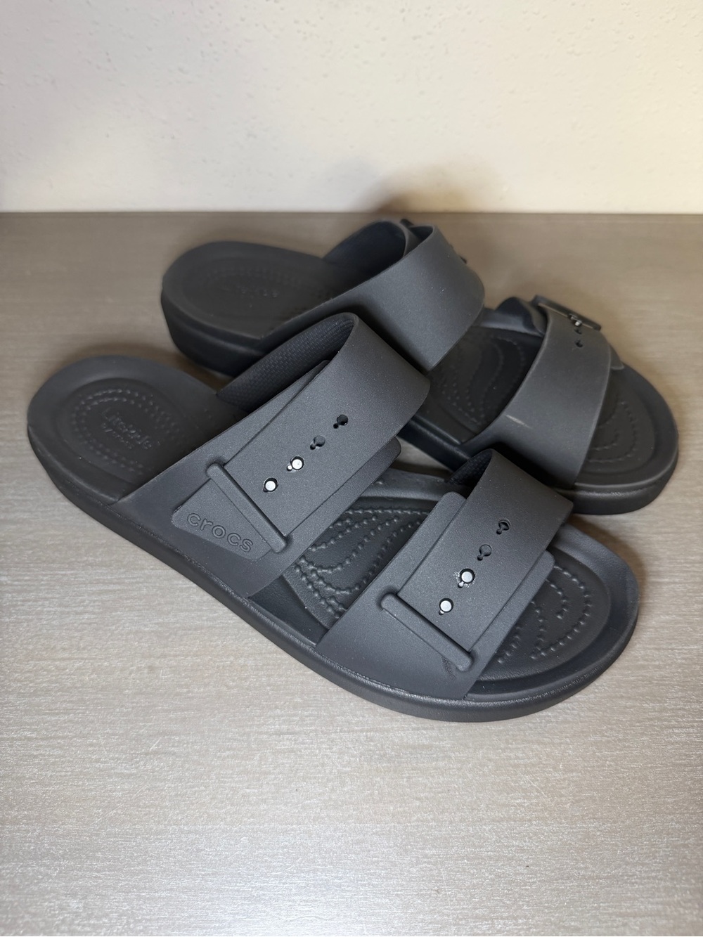Crocs Women’s Black Platform Slide Sandals Slip-On Cushioned Synthetic Size 8W